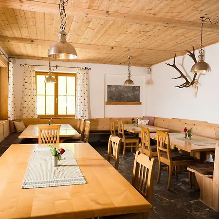 Kronreith アパート マリア・アルム・アム・シュタイナーネン・メアー